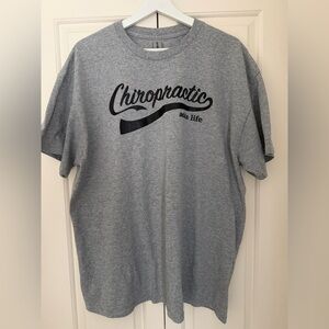 Gildan Gray Graphic Tee Medical Center Print Newark NJ Unisex Streetwear